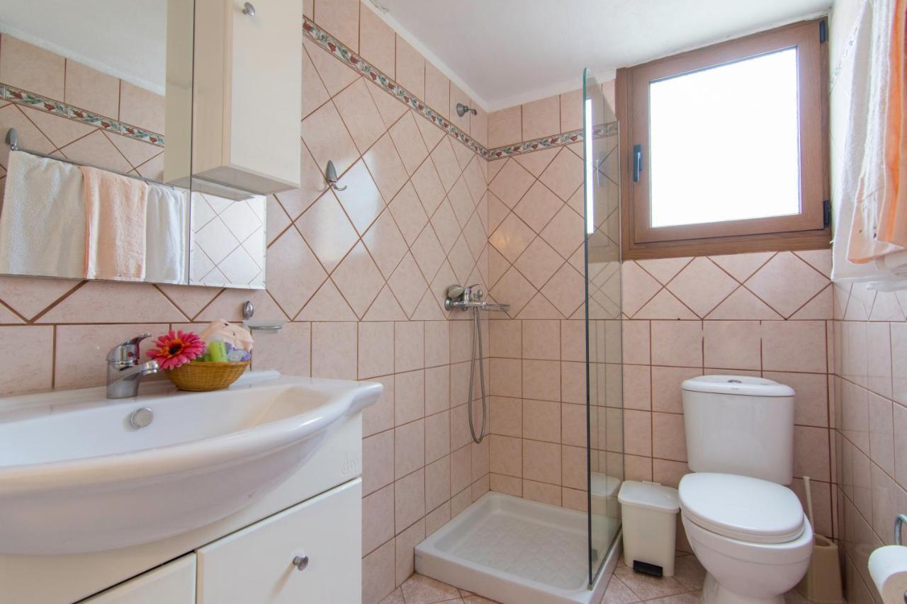Natsios Apartments Vlachopoulátika Екстериор снимка
