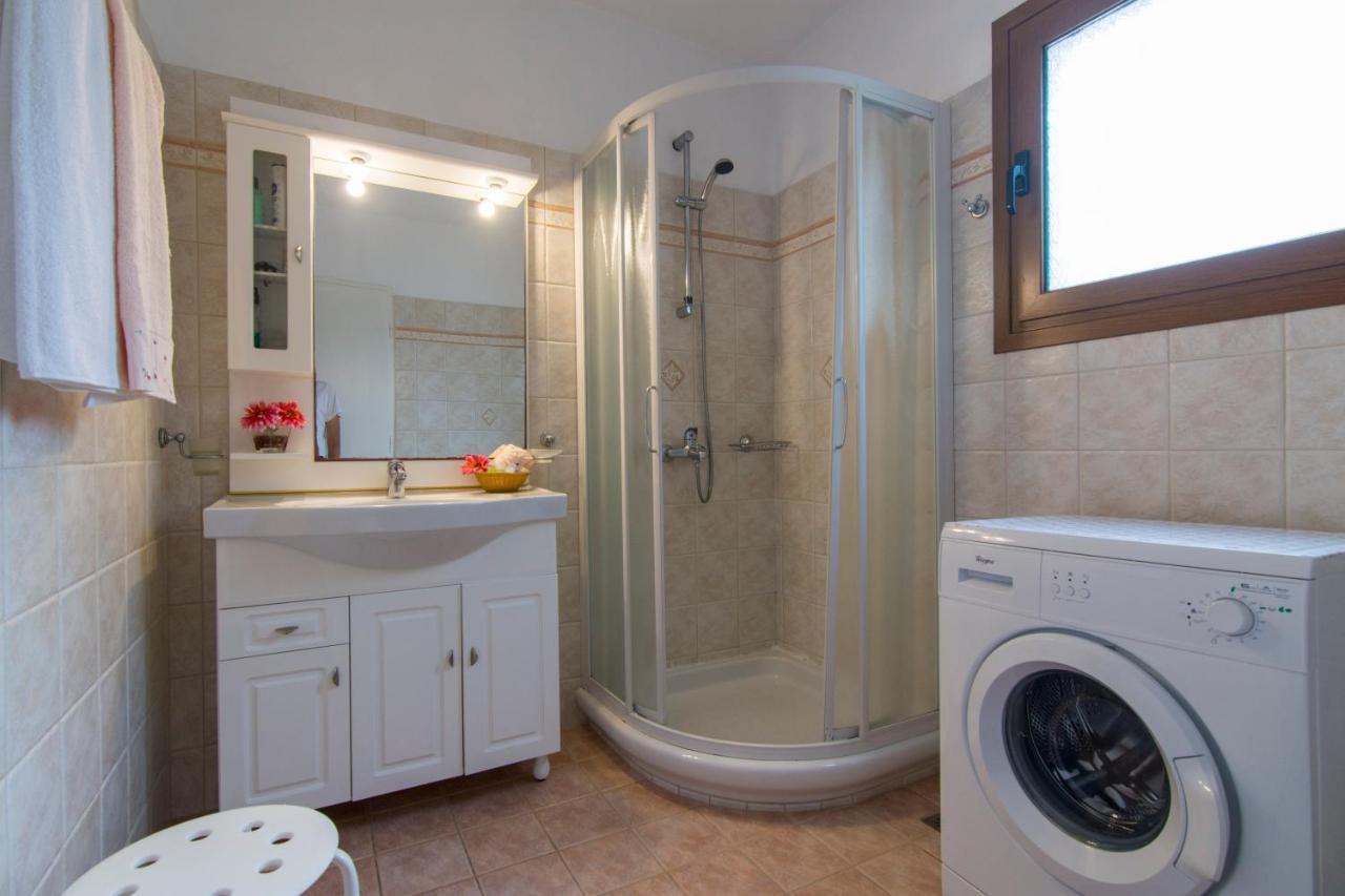 Natsios Apartments Vlachopoulátika Екстериор снимка