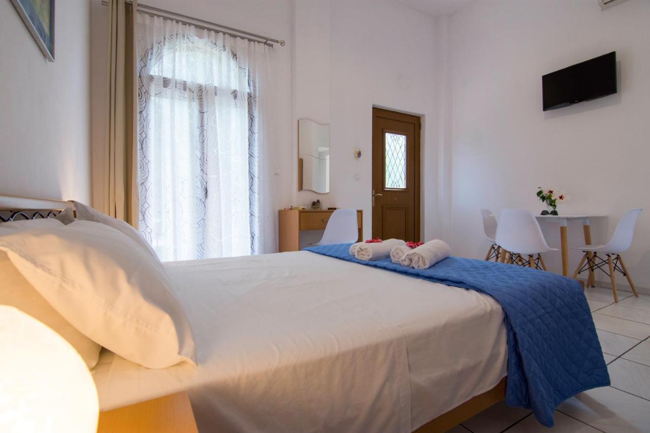 Natsios Apartments Vlachopoulátika Екстериор снимка